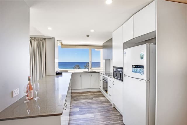 2 Bedroom Superior Apartment with Aircon & Ocean Views