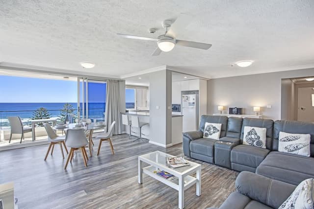 2 Bedroom Superior Apartment with Aircon & Ocean Views