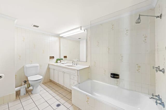 2 Bedroom Standard Apartment with Aircon & Ocean Views