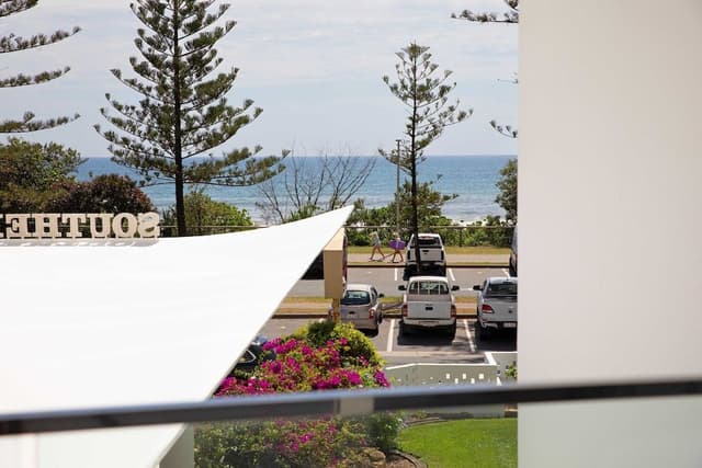 2 Bedroom Standard Apartment with Aircon & Ocean Views