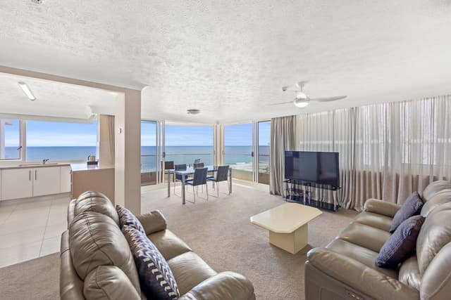 2 Bedroom Superior Apartment with Aircon & Ocean Views