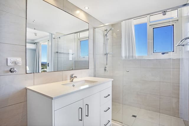 2 Bedroom Superior Apartment with Aircon & Ocean Views
