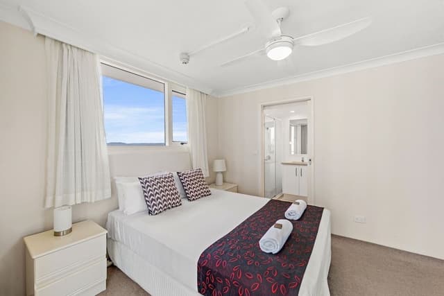 2 Bedroom Superior Apartment with Aircon & Ocean Views