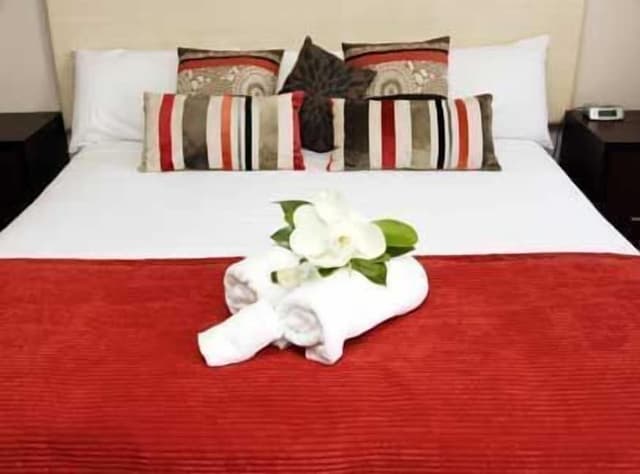 King Spa Room