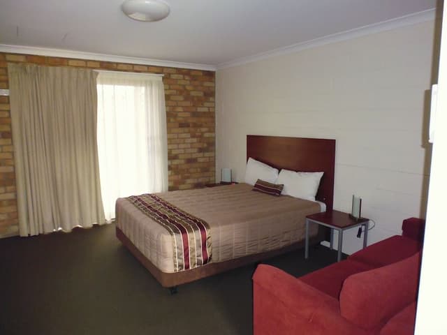 Standard Room, 1 Queen Bed