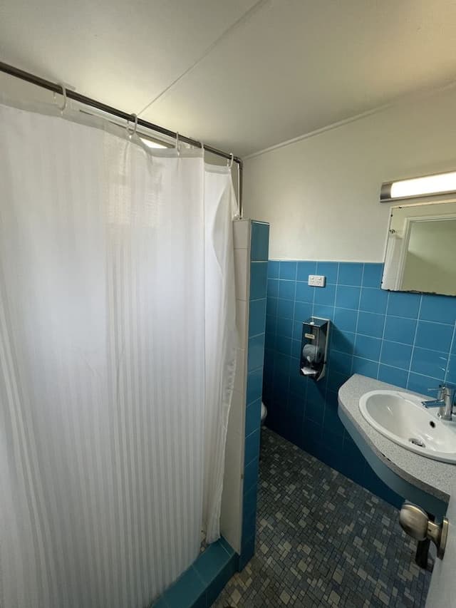Deluxe Triple, 1 Queen Bed, 1 Single Bed, Kitchen