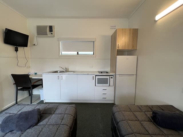 Deluxe Twin, 2 Single Beds, Kitchen