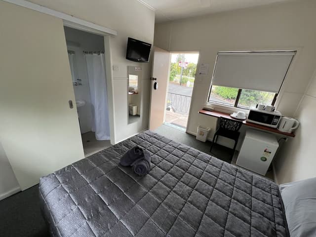 Standard Double Room, 1 Queen Bed