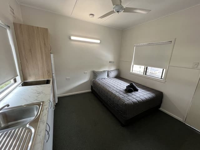 Deluxe Double Room, 1 Queen Bed, Kitchen