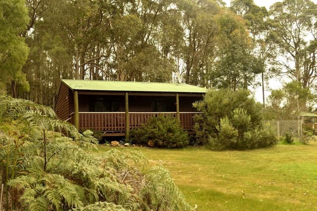 Forest - Pet Friendly 2 Bedroom Cottage