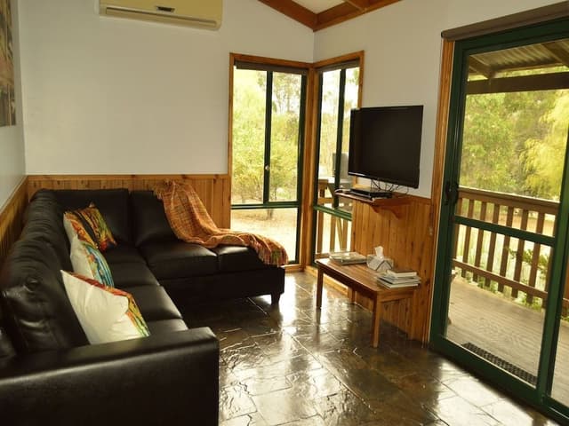 Forest - Pet Friendly 2 Bedroom Cottage