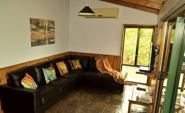 Bluegum - Pet Friendly 2 Bedroom Cottage