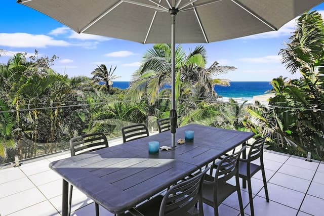 Andari Offsite Apartment Ocean Views (2/11 Belmore)