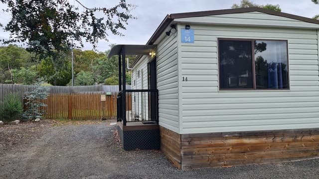 Economy Studio Cabin - Pet Friendly