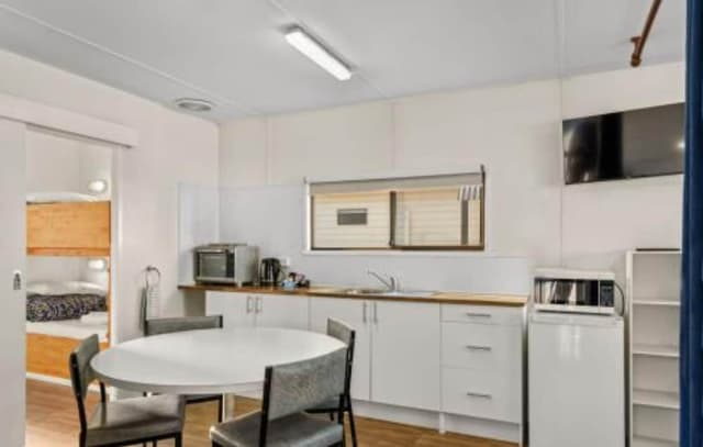 Economy Studio Cabin