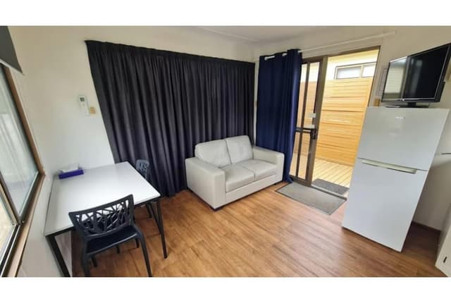 Economy Cabin - Sleeps 2