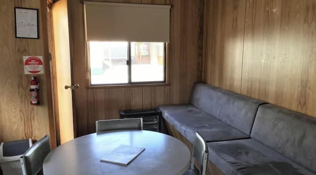 Economy Cabin - Sleeps 4