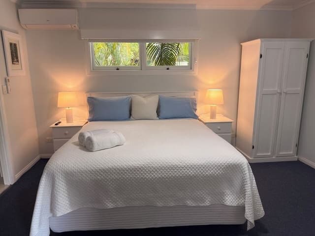 Deluxe Room, 1 King Bed