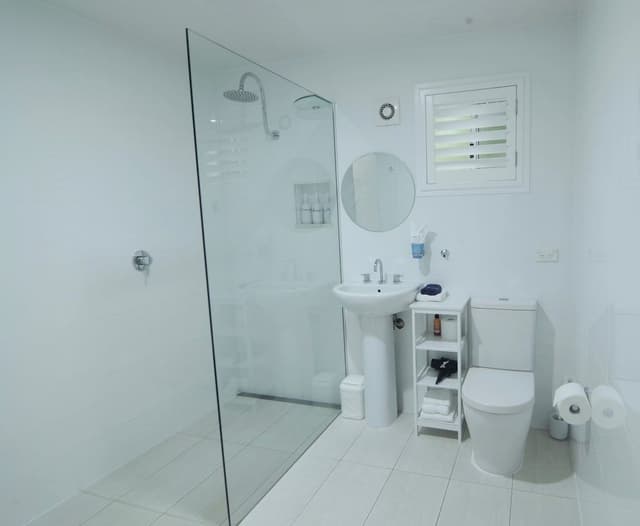 Deluxe Room, 1 King Bed