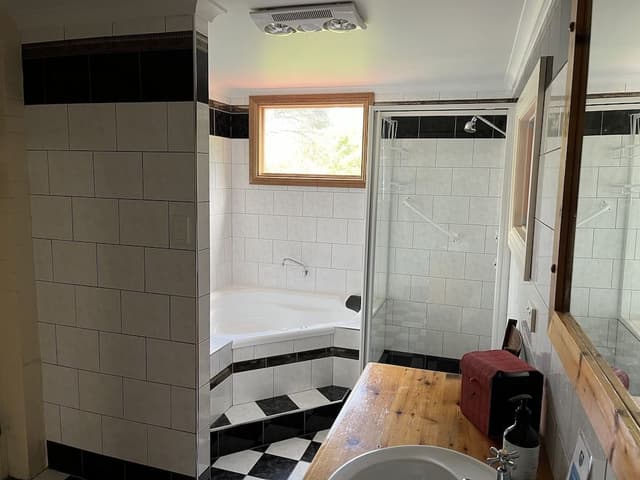 Romantic Cottage, 2 Bedrooms (Managers Cottage)