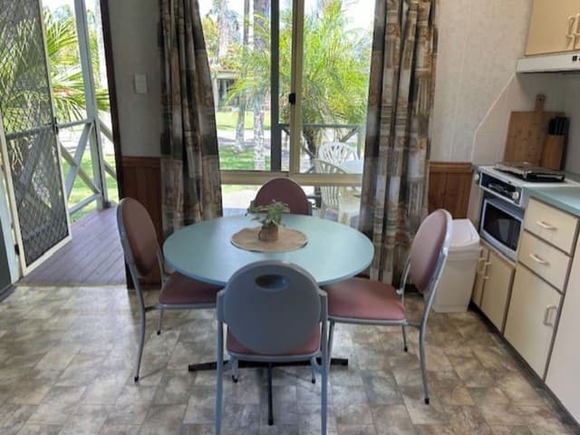 Economy 1 Bedroom Cabin - Pet Friendly