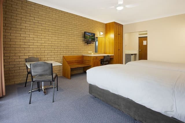 Executive Suite, 1 Bedroom, Non Smoking (Executive Twin Suite)