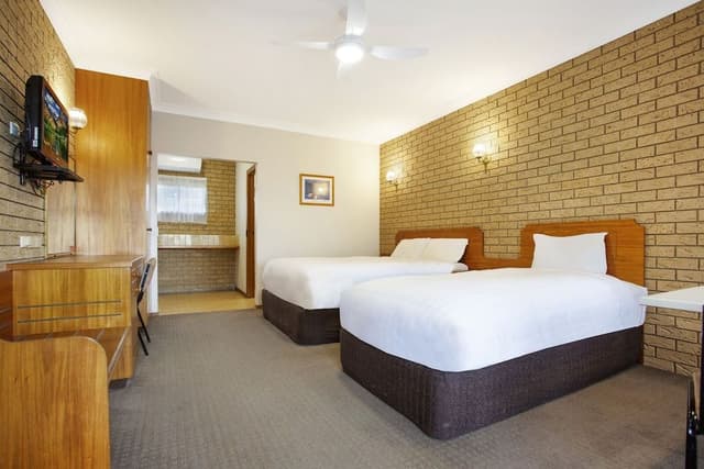 Executive Suite, 1 Bedroom, Non Smoking (Executive Twin Suite)