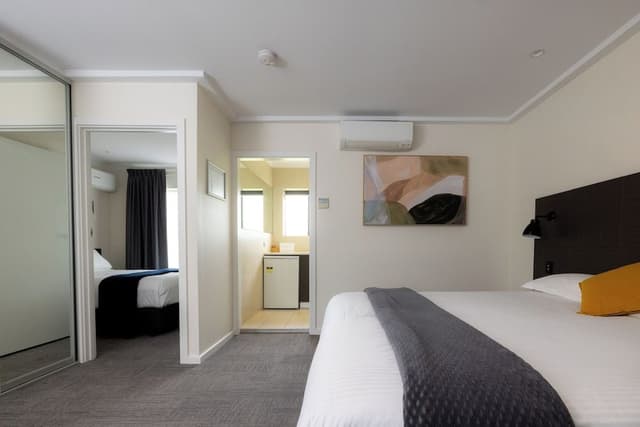 Premier Two Bedroom King