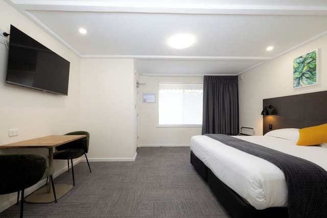 Premier One Bedroom King