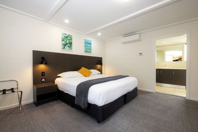 Premier One Bedroom King