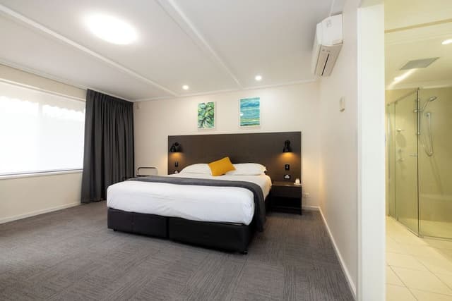 Premier One Bedroom King