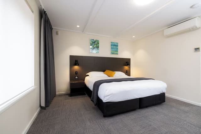 Premier One Bedroom King