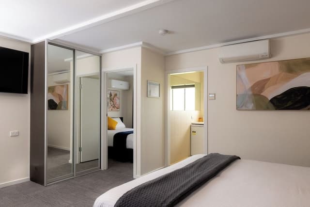 Premier Two Bedroom King