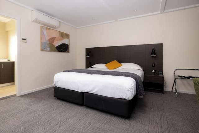 Premier Two Bedroom King