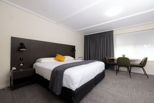 Premier Two Bedroom King