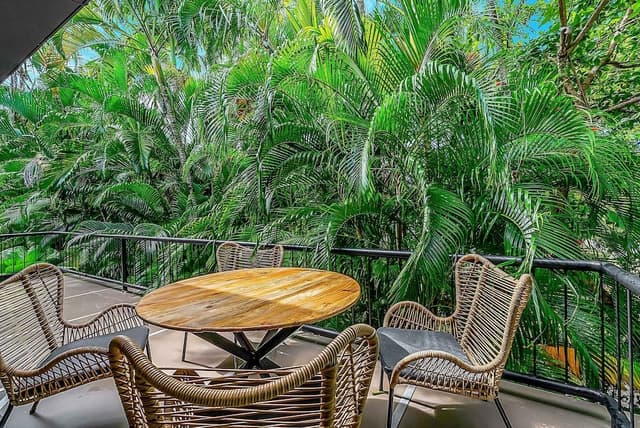 2 Bedroom Apartment with Balcony, Garden View