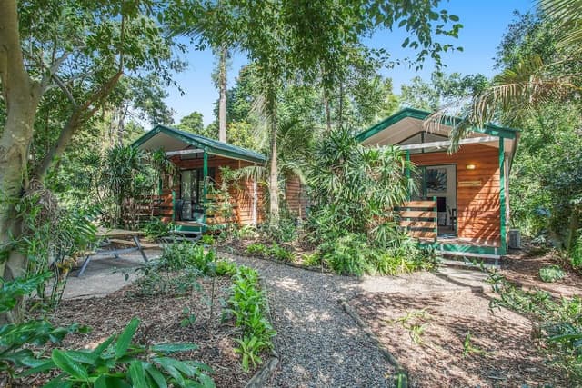 Superior Garden View 1 Bedroom Cabin