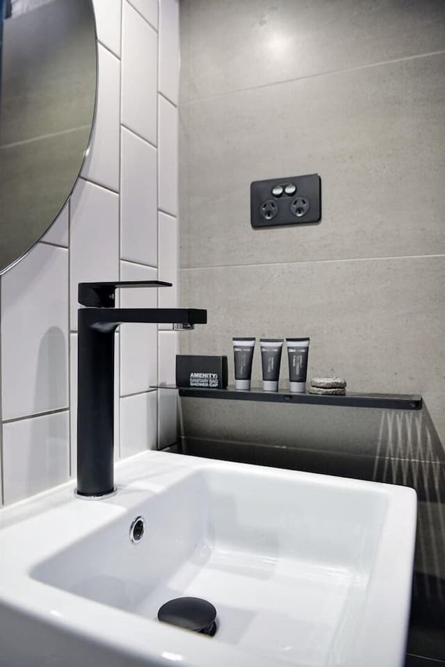 Executive Double or Twin Room, 1 Queen Bed and 1 Single Bed