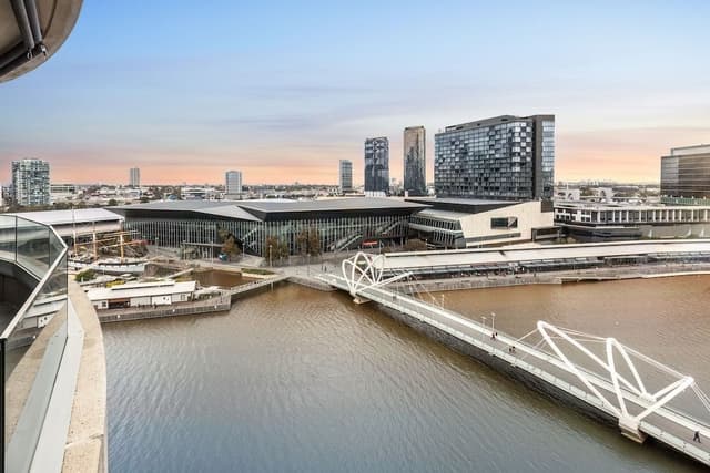 Three Bedroom Executive Apartment River View