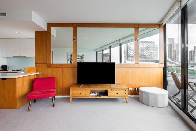Three Bedroom Executive Apartment River View