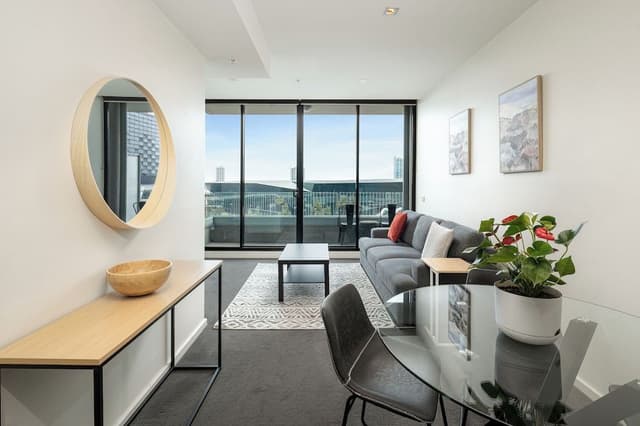 One Bedroom Apartment River View