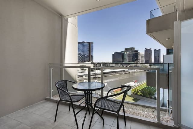 One Bedroom Apartment River View