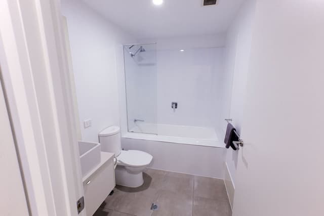 One Bedroom Apartment River View