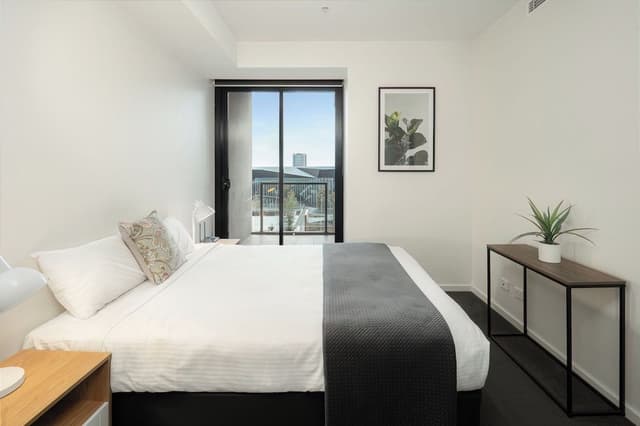 One Bedroom Apartment River View
