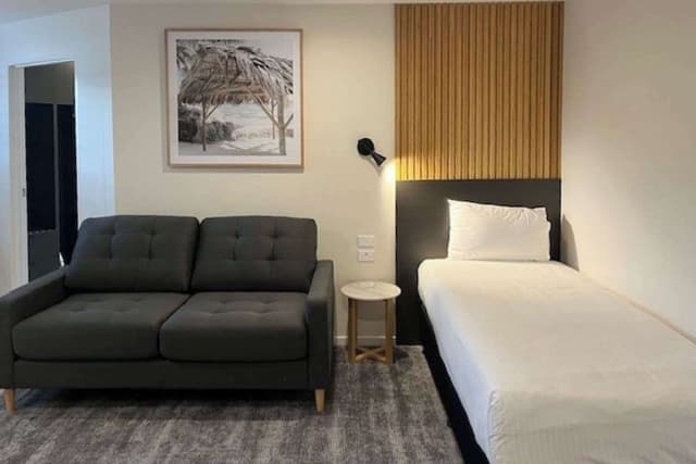 Family Studio (2 Rooms)