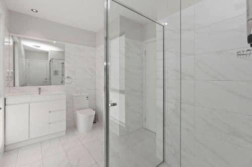 Deluxe One Bedroom Apartment