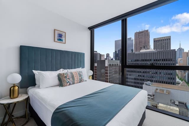 2 Bedroom 2 Bathroom Apartment