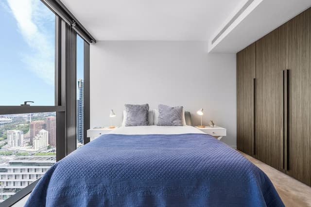 3 Bedroom 3 Bathroom City View Sub Penthouse Apartment