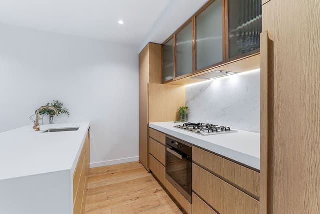 2 Bedroom 2 Bathroom Split Level Apartment