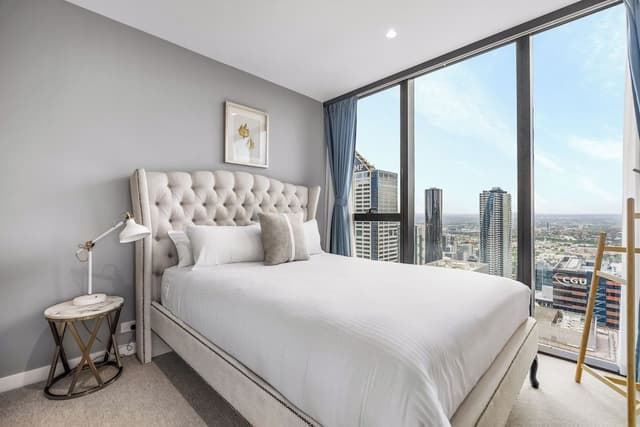 3 Bedroom 3 Bathroom City View Apartment